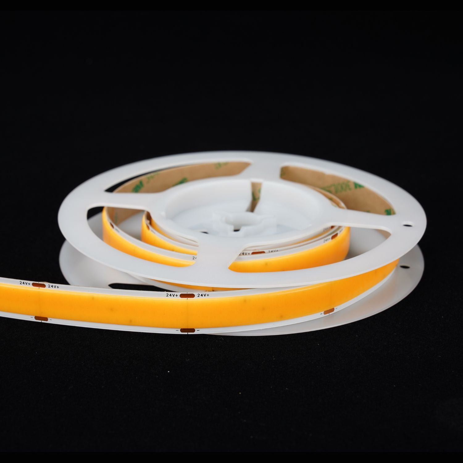 Super Wide 15mm COB LED Strip Light – 24V DC, 7.6W/ft, 762lm/ft, High CRI 90+, IP20